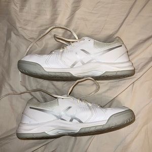 Used white ASICS volleyball shoes, Size 9